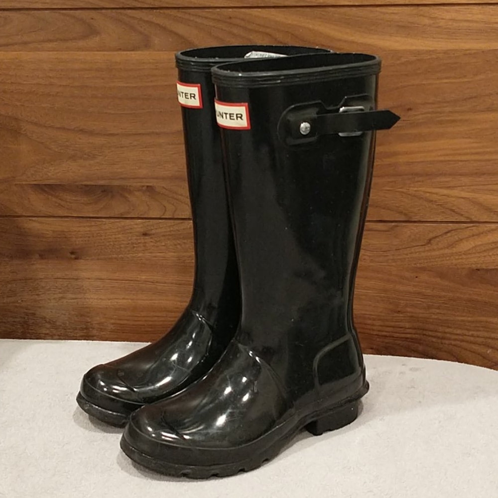 Hunter Tall Rain Boots size 1US/2US
